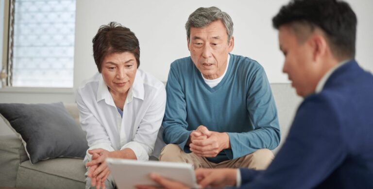 Des considérations de nature financière lorsqu’on accompagne une personne atteinte d’Alzheimer