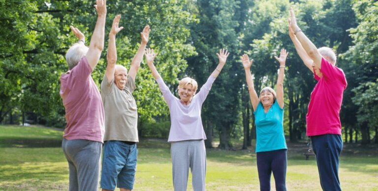 Yoga du rire : joie et bien-être !